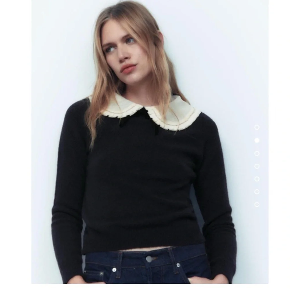ZARA Navy Blue Rhinestone Trim Peter Pan Pointelle Collar Knit Sweater size M